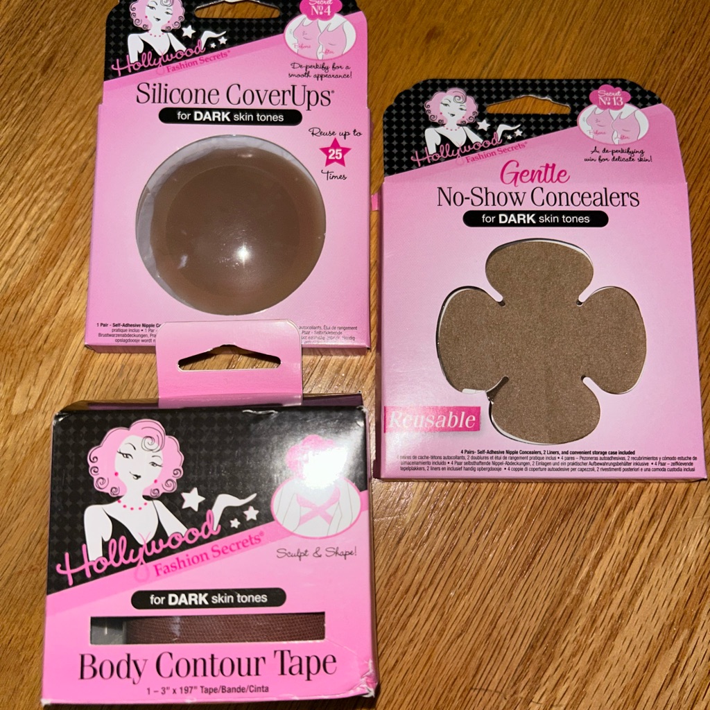 Nwt 3 Hollywood Fashion Secrets Silicone Coverups Concealers And Body Tape Set